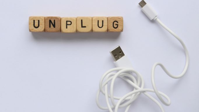 Unplug with a digital detox to reduce stress