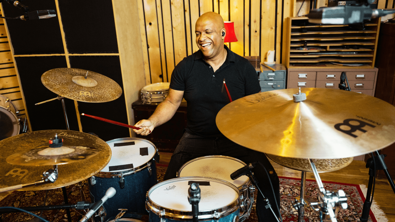 Home Page - Audience Background